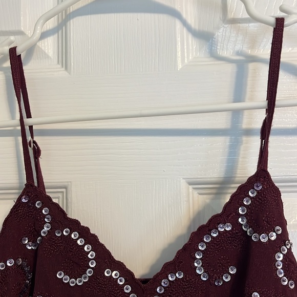 Bebe sequin strapped top xs - Picture 3 of 6